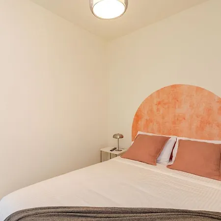 Appartamento Stylish In Finikoudes 300m From The *